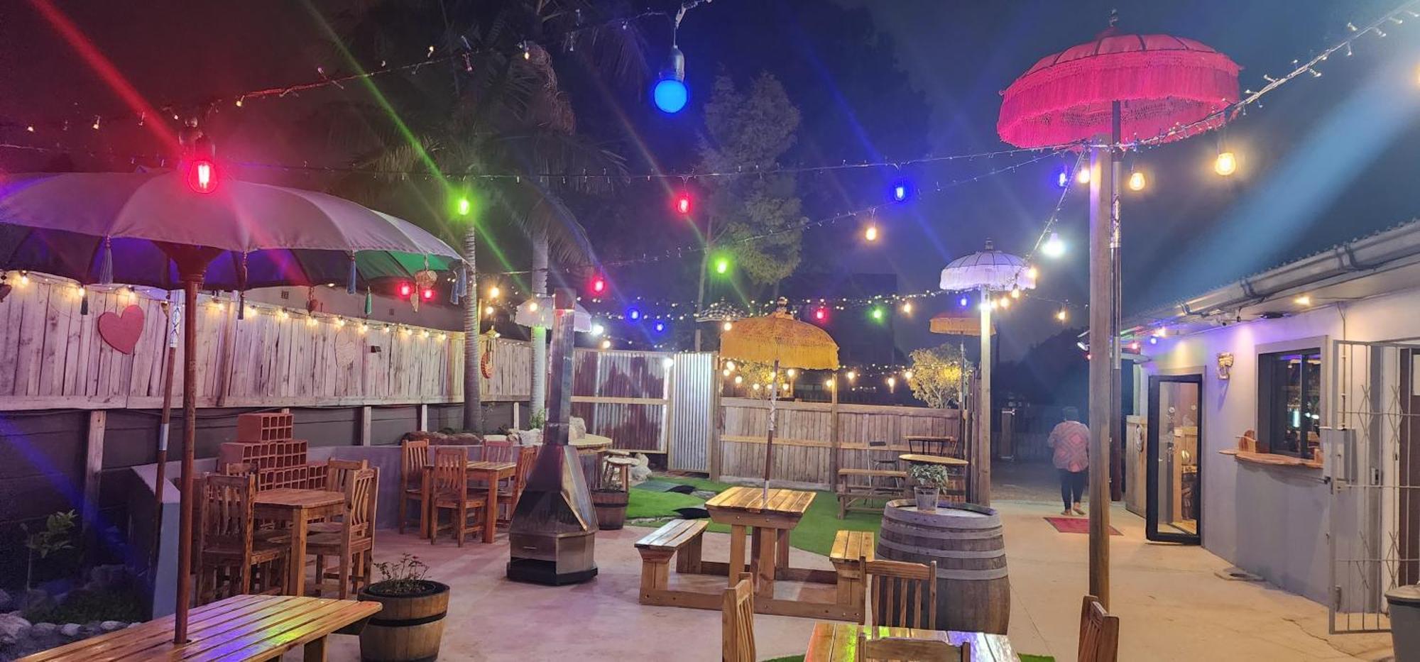 Chai & Spice Guesthouse And Cafe George Bagian luar foto